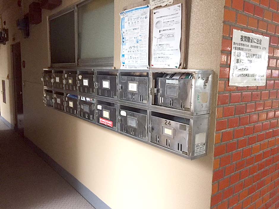 宅配ボックス設置 施工前